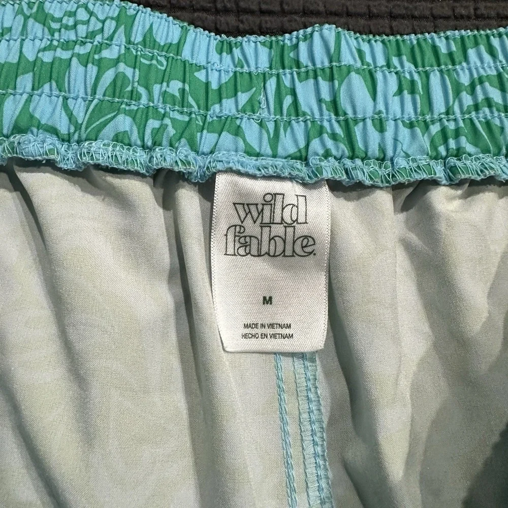 Wild Fable Green Floral Shorts Women's M Floral Print Drawstring 3" Inseam - Picture 3 of 5
